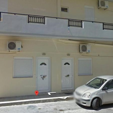 Warm Studio Apartment In Heraklion Buitenkant foto